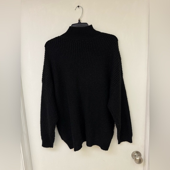 VINCE CAMUTO Sweater SIZE S - Picture 2 of 3